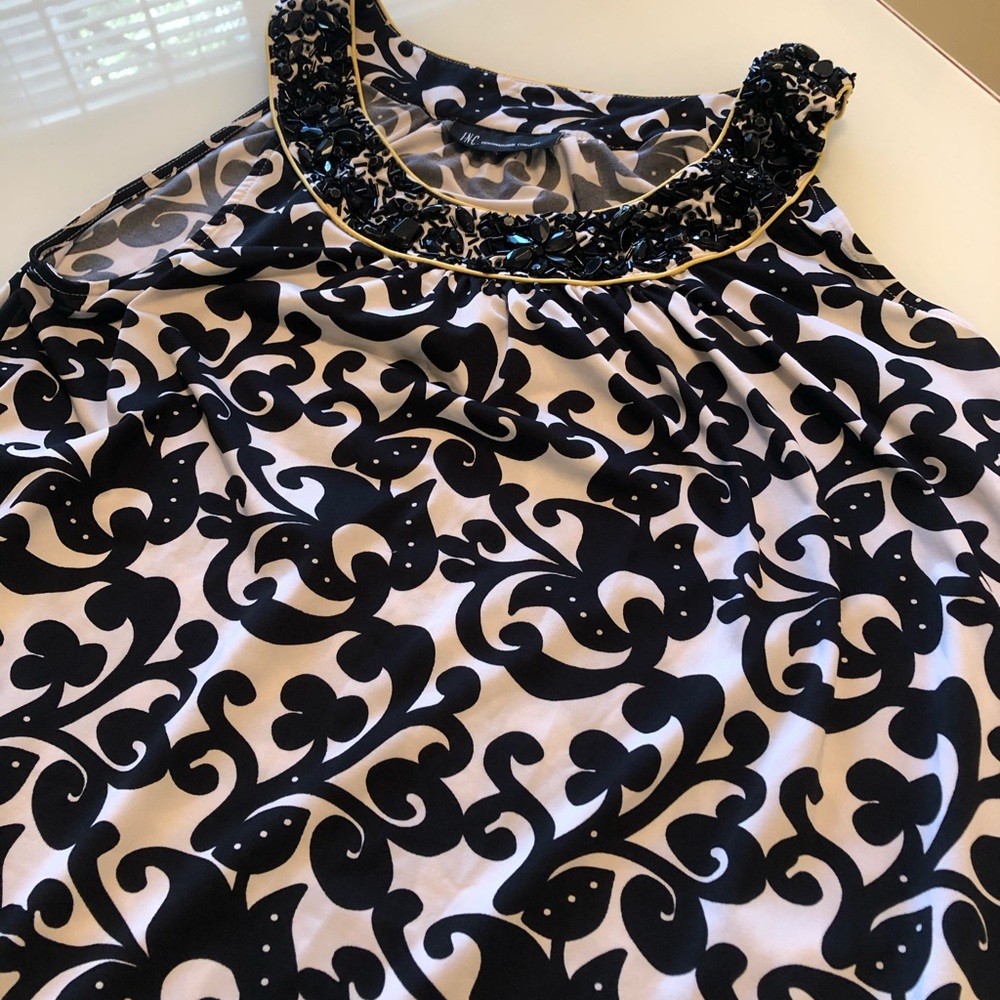 Blouse halter with beads